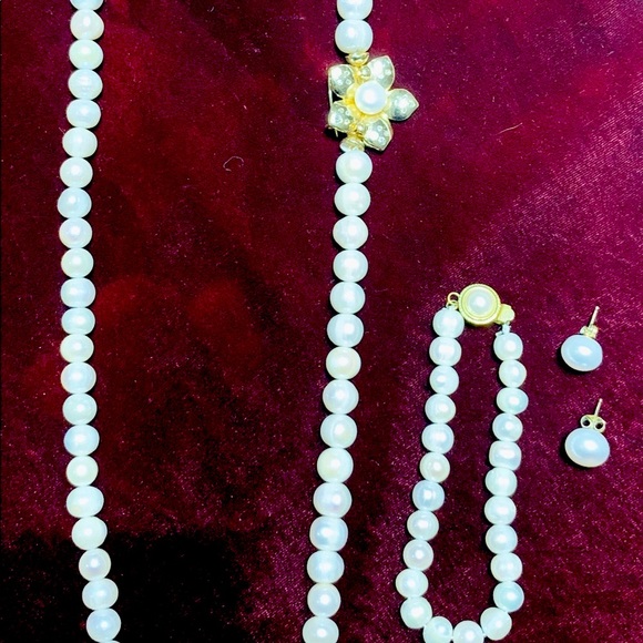 Vintage real pearl set long necklace bracelet earrings with real diamonds & gold - Picture 10 of 16